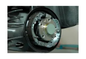 do drum brakes have calipers
